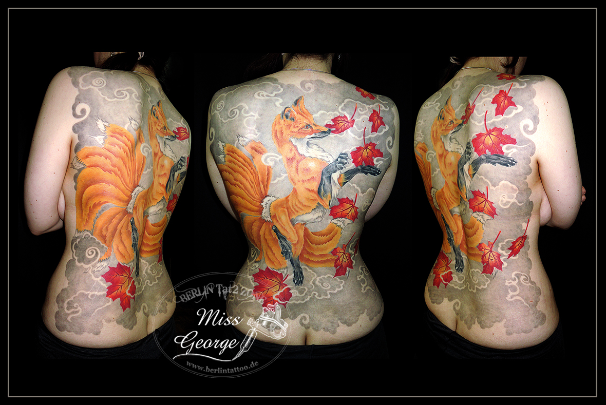 Tattoo Japanischer Fuchs mit rotem Ahorn Rücken by Miss George Berlin Tat2Zone